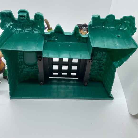 Keenway Pirates Adventures  3.5" Action figures Cannonball Captain crew & castle - Picture 6 of 6